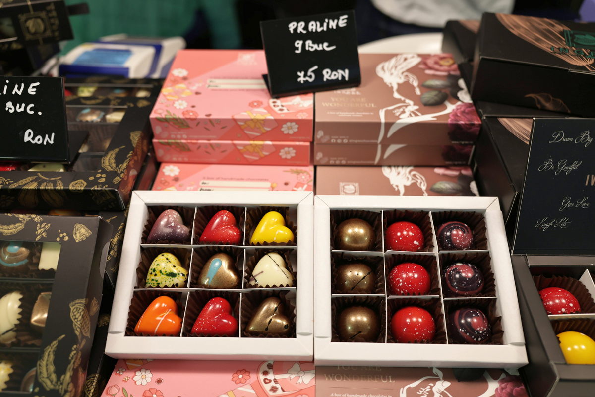 Chocolate Saga 2025: festivalul care sparge toate regulile la Biblioteca Națională. Ciocolată cu vin roșu, parfumuri de lux și praline cu ardei iute