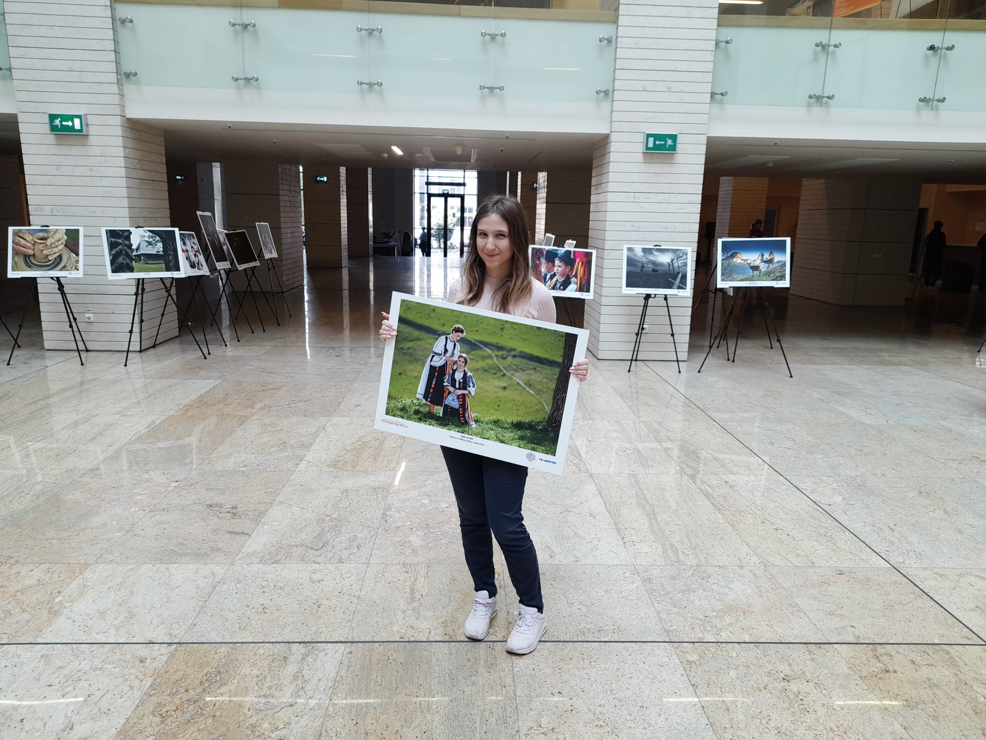 Lecții și emoții din culisele „Fotogeografica”. „Fiecare secundă este unică în fotografie”