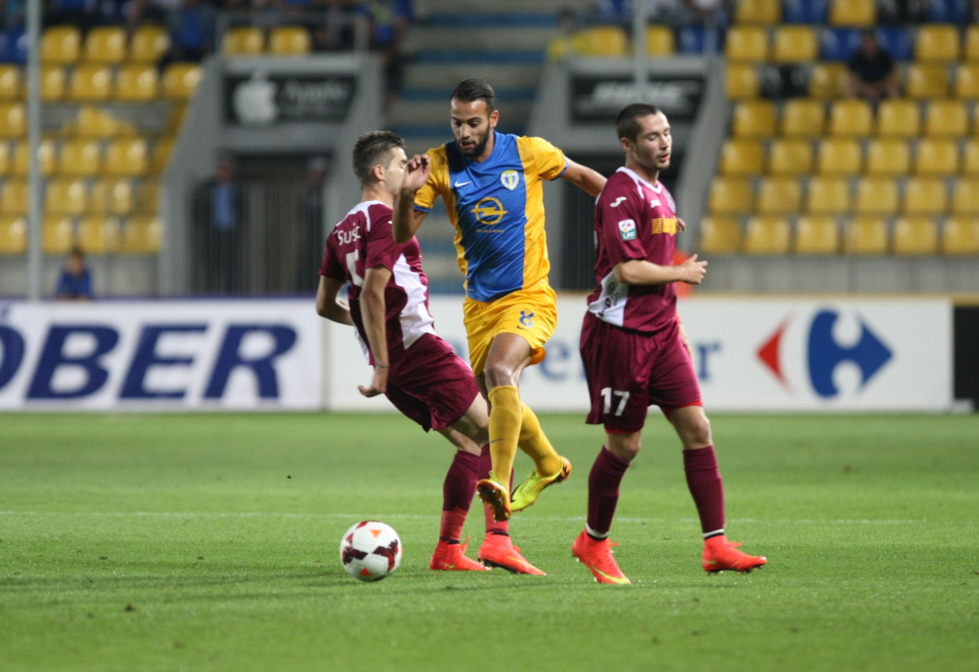 VIDEO/ Liga I: Petrolul - CFR Cluj 1-2. Gazdele au terminat în nouă