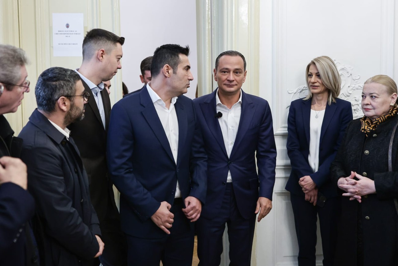 Daniel Băluţă şi-a depus candidatura la Primăria București fără Grindeanu. A venit cu Manda, Firea, Manole și Costoiu. De ce a lipsit șeful PSD