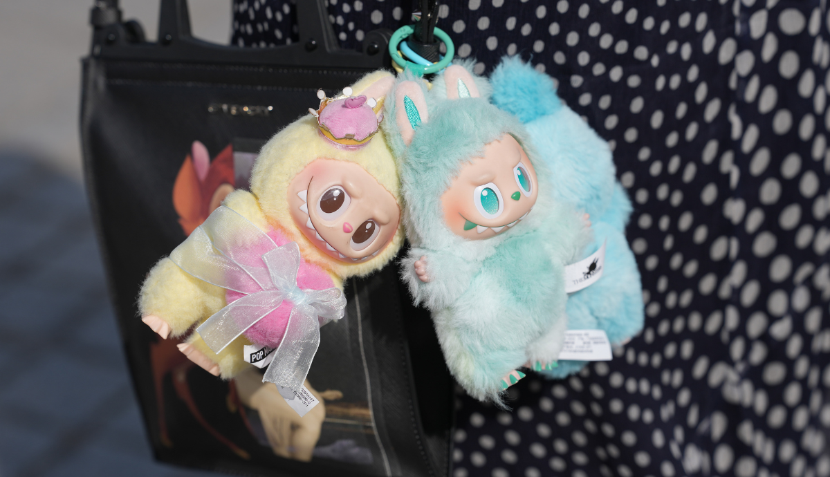 A csúnya kiegészítők felforgatták a divatvilágot, mindenki Labubu-t akar!