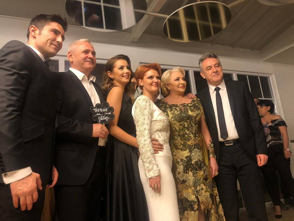 Cât a costat rochia de mireasă a Olguței Vasilescu. "O lună mi-a luat" | FOTO