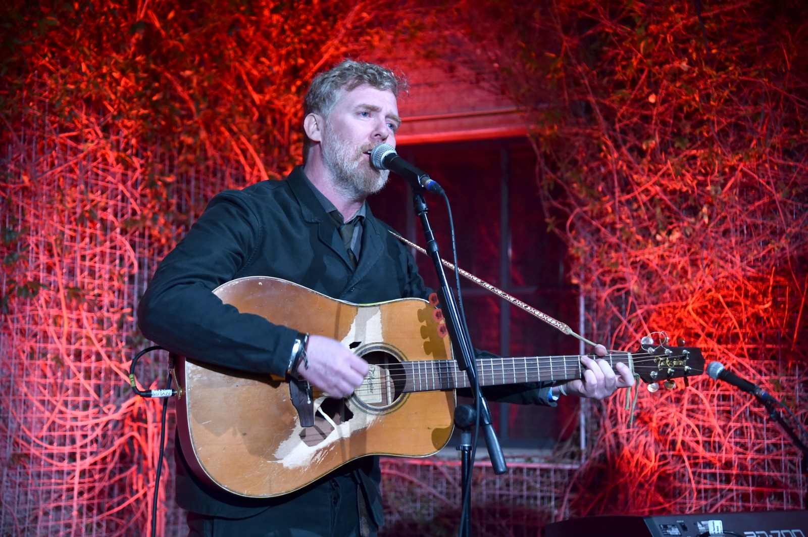 Glen Hansard a murit într-un accident de motocicletă. Muzicianul, câștigător al unui Oscar, avea 56 de ani