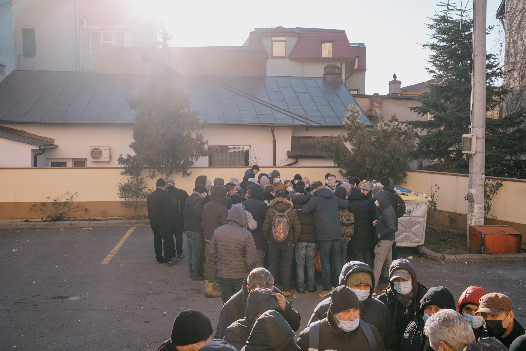 Protest al angajaților STB față de condițiile de muncă. „Autobuzele au aceleași anvelope de ani”