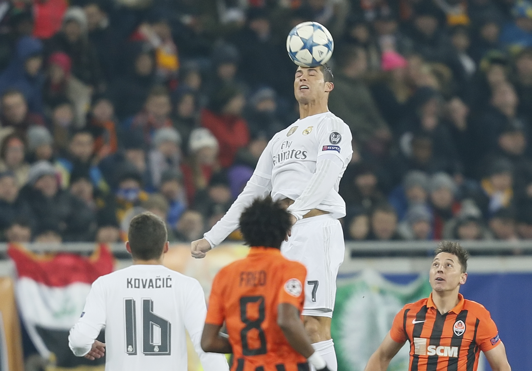Liga Campionilor. Mircea Lucescu și “minerii” lui, meci nebun cu șapte goluri cu Real Madrid. Scor-fluviu și la Malmo - PSG. Noaptea porților deschise: 27 de reușite. Di Maria, golul 7.000 în UCL / GALERIE FOTO&VIDEO