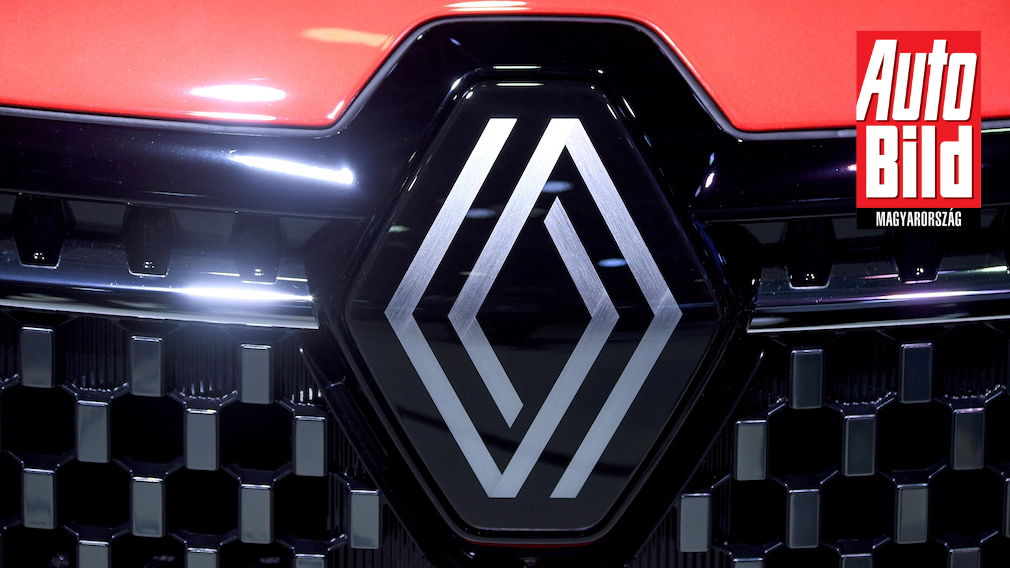 Luca De Meo, a Renault főnöke szerint csupán az e-autókra hagyatkozni badarság: „Ha rulettezünk, nem szabad mindent egy színre tenni”