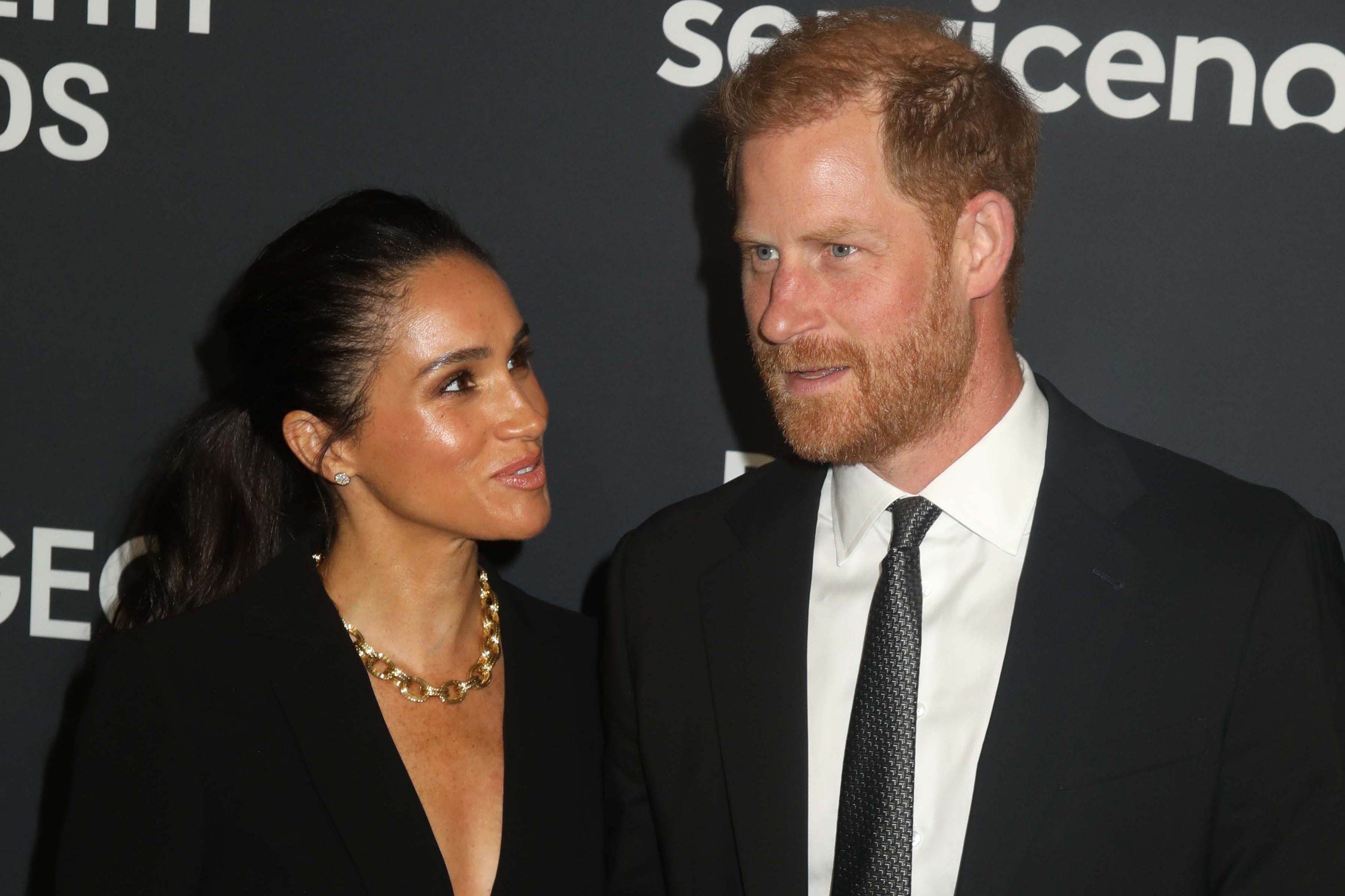 Schimbare majoră pentru Harry și Meghan, după ruptura de familia regală. Cuplul ar reveni în Marea Britanie după 6 ani