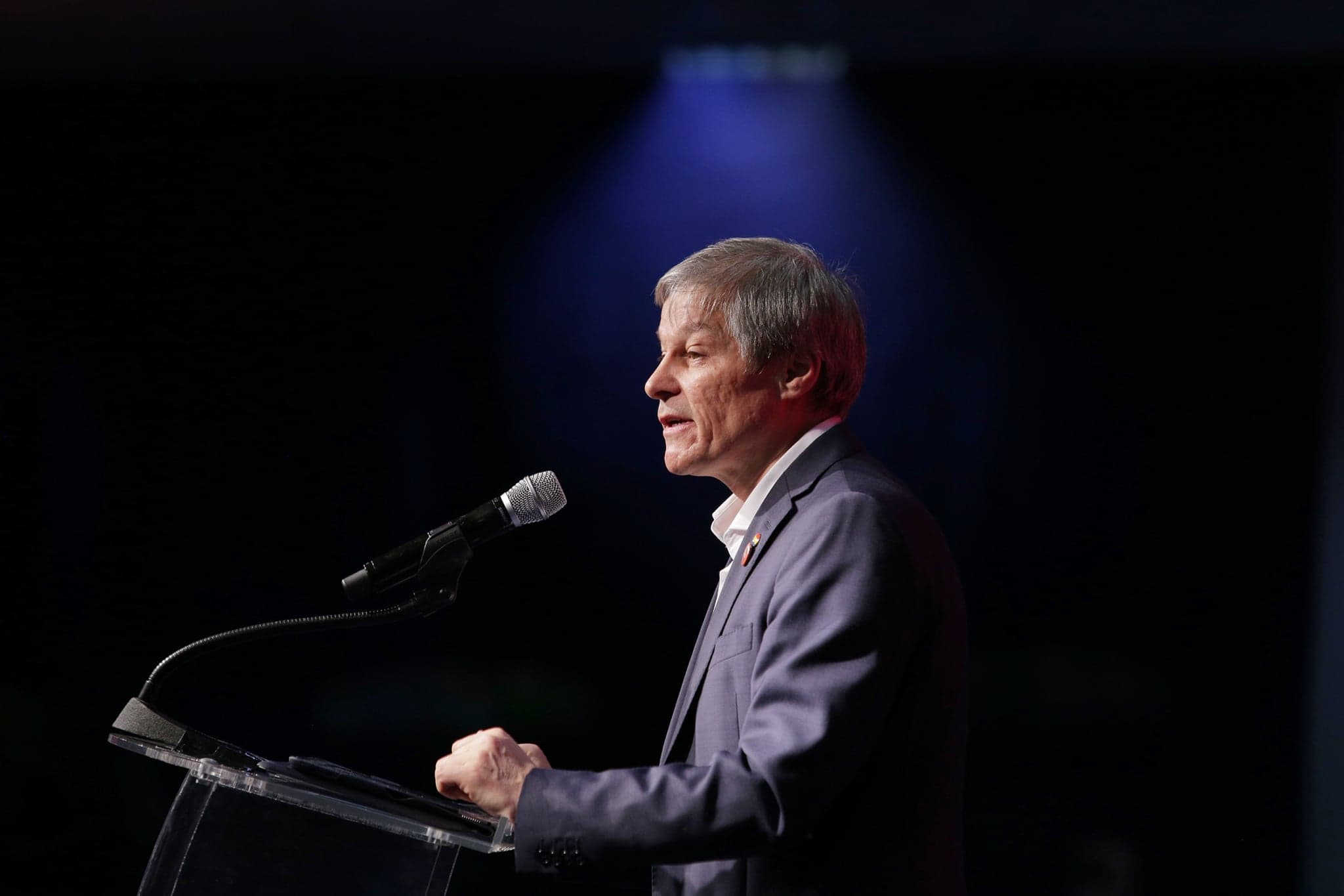 UPDATE. Dacian Cioloş a fost ales preşedintele Partidului Libertăţii, Unităţii şi Solidarităţii