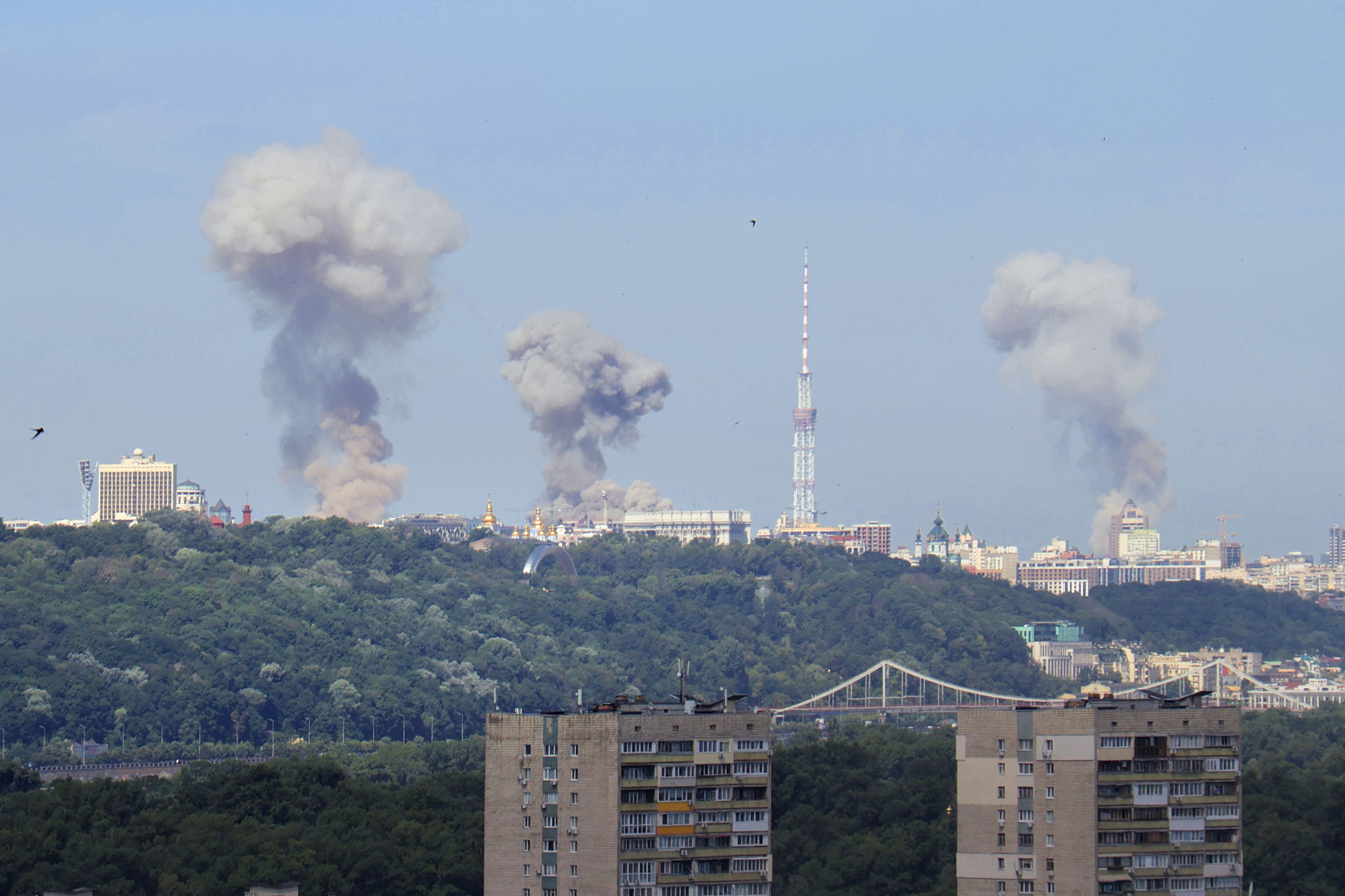 „Spitalul de copii din Kiev, lovit direct de o rachetă rusească”, afirmă ONU. Momentul în care proiectilul lovește clădirea