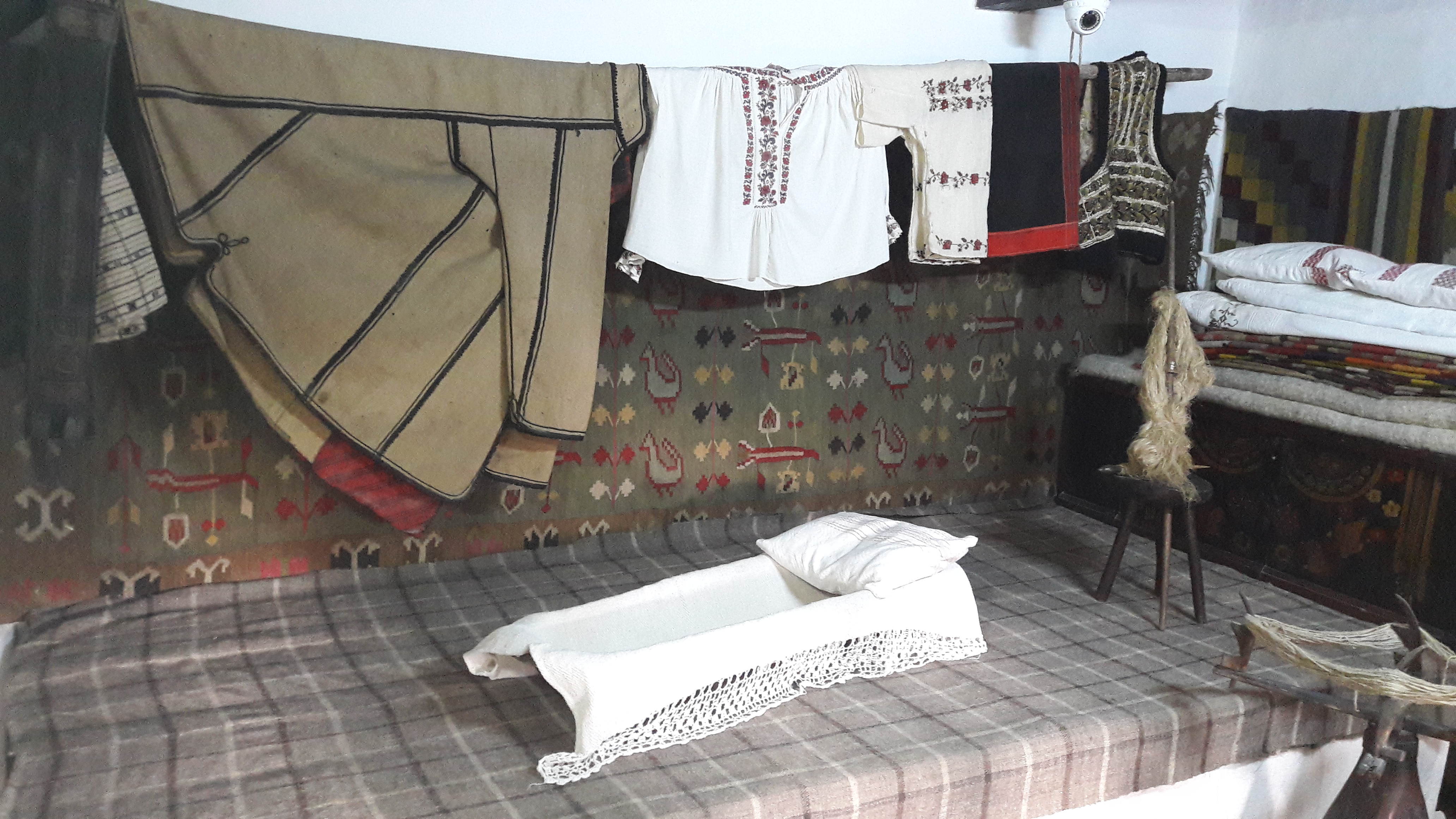 REPORTAJ | Pe urmele amintirilor lui Ion Creangă. Ozana cea frumos curgătoare aproape a secat, iar casa din Humulești e vizitată mai ales de moldovenii de peste Prut