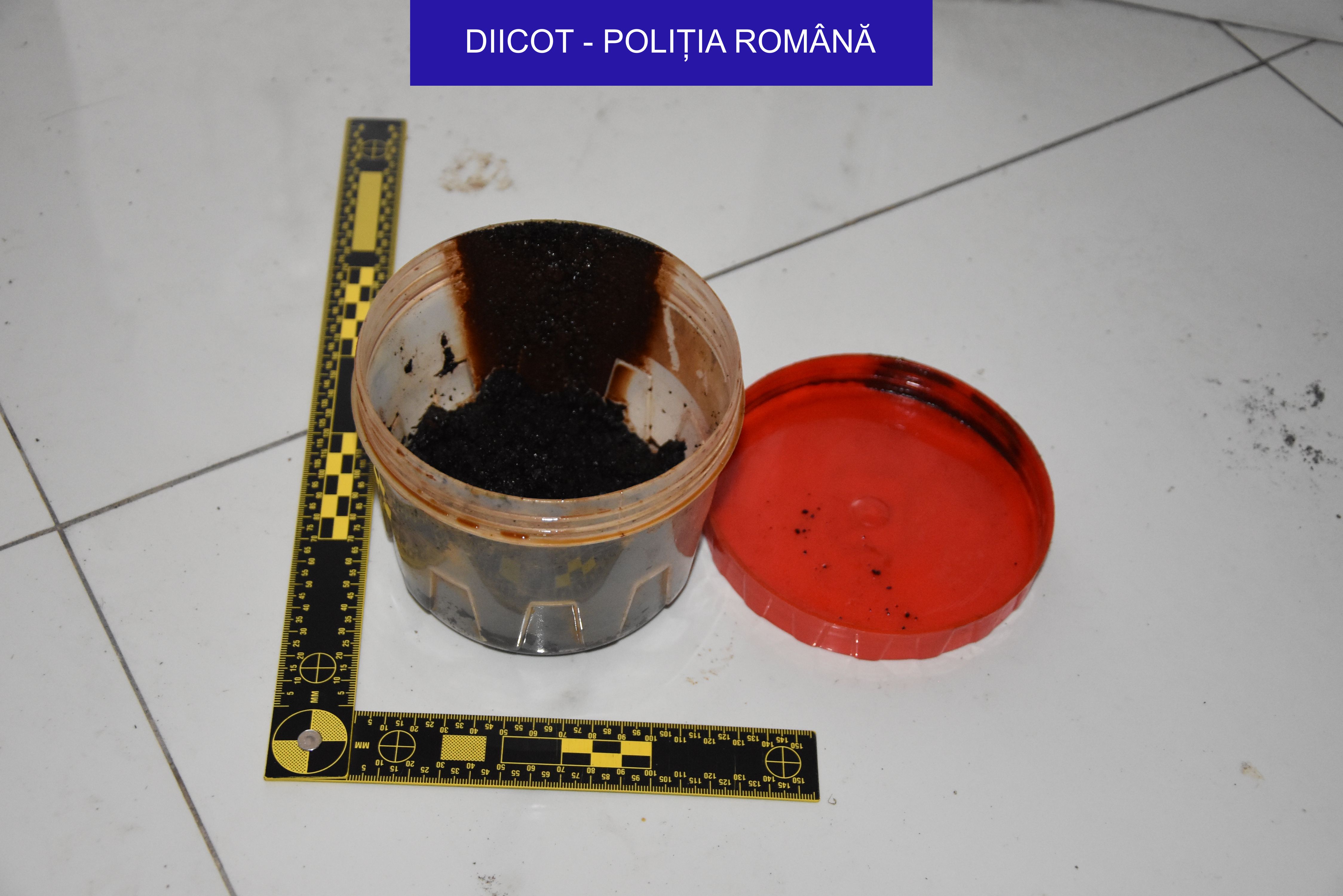 DIICOT a dat detalii din dosarul fostului șef  DGIPI. Gelu Oltean tăia bilete la ceremoniile șamanice cu droguri de mare risc, pe care le organiza în Răcari