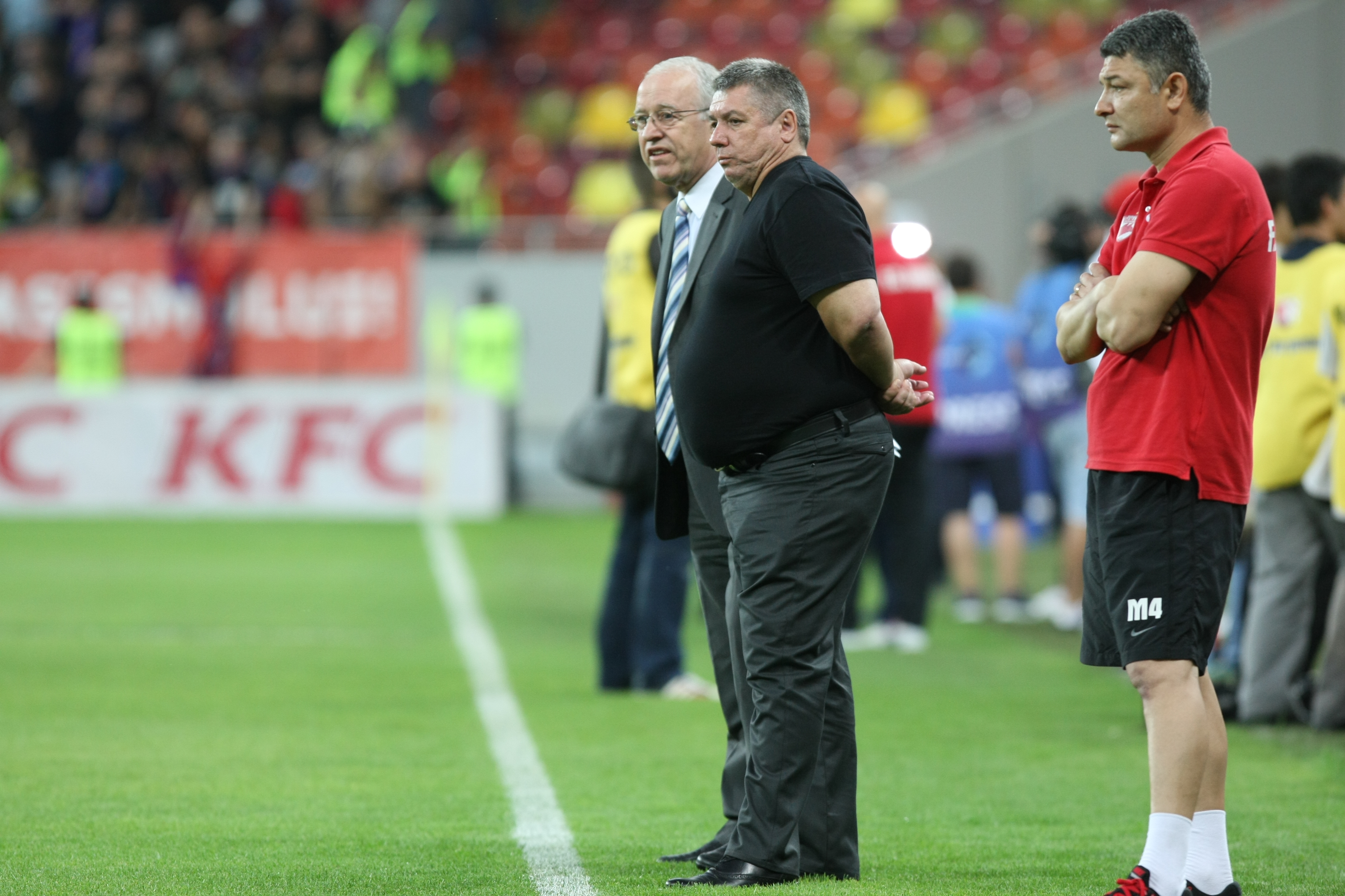 Frige banca! Gâlcă a refuzat Petrolul, Grigoraș și Bergodi au fost sunați de ASA, Piți e dorit în Bănie. La Steaua se decide după Rosenborg. ^Selymes, Miriuță, Cârțu și Rădoi sunt pe cracă! Variantele pentru Steaua / FOTO
