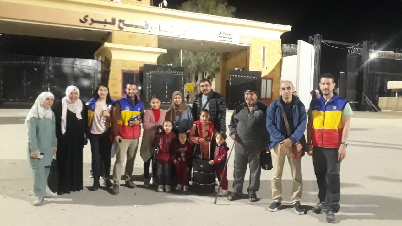 Alți 12 români au fost evacuaţi din Fâşia Gaza și vor ajunge în România. Câți au mai rămas de adus