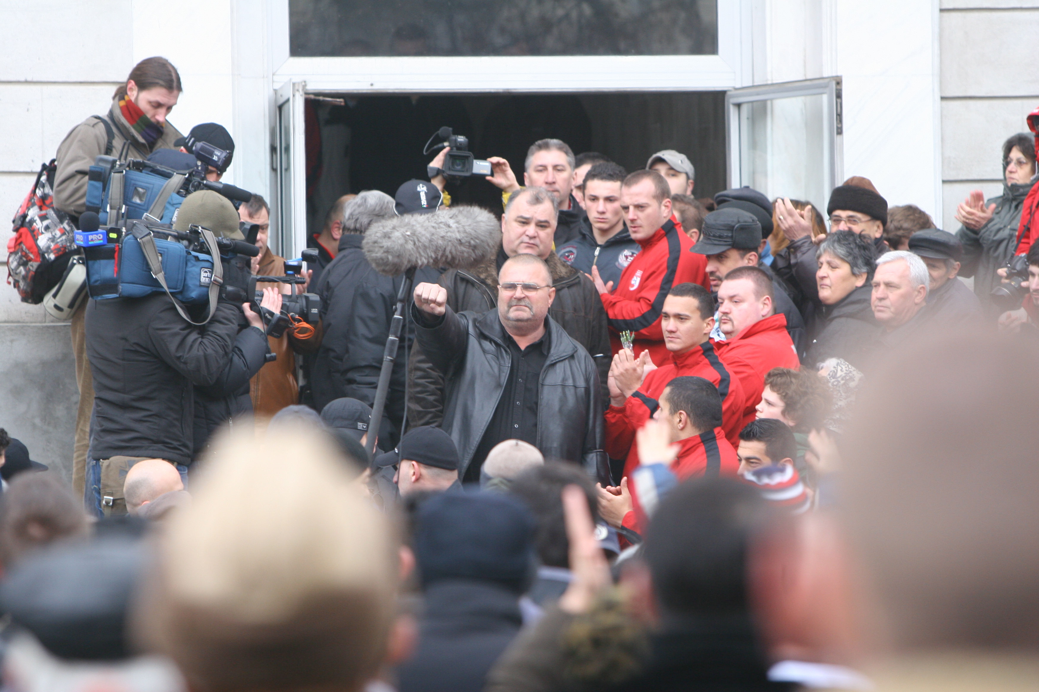 VIDEO | 9 ani fără Marian Cozma. Petre, tatăl regretatului handbalist: ”Criminalii sunt în viață, Marian nu mai e! Dreptatea era scaunul electric sau un glonț în cap!”. A făcut un infarct!