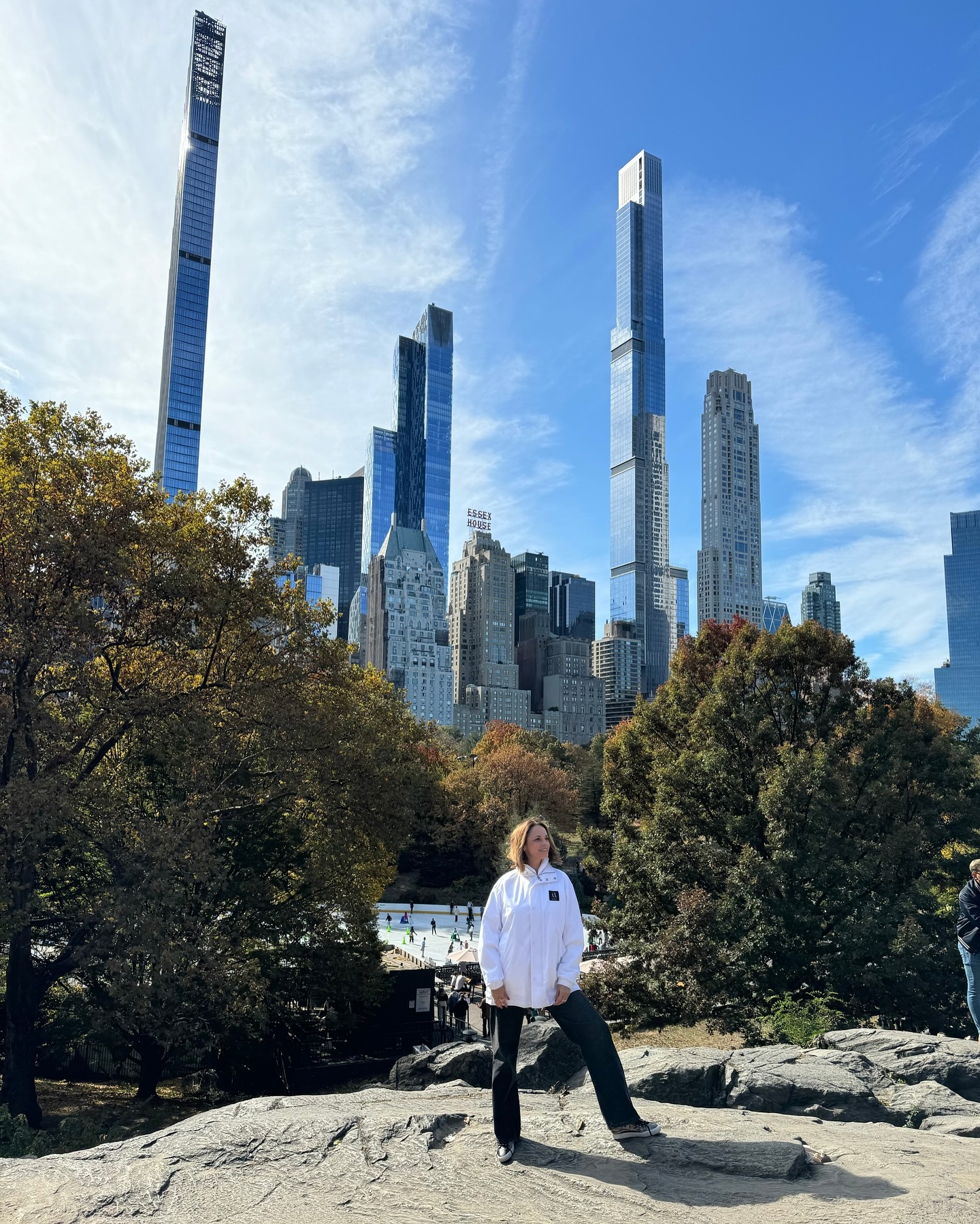 Imagini cu Andreea Marin pe străzile din New York. Cum a fost surprinsă vedeta și ce mesaj a transmis. „Îmi trezește un amalgam de emoții”