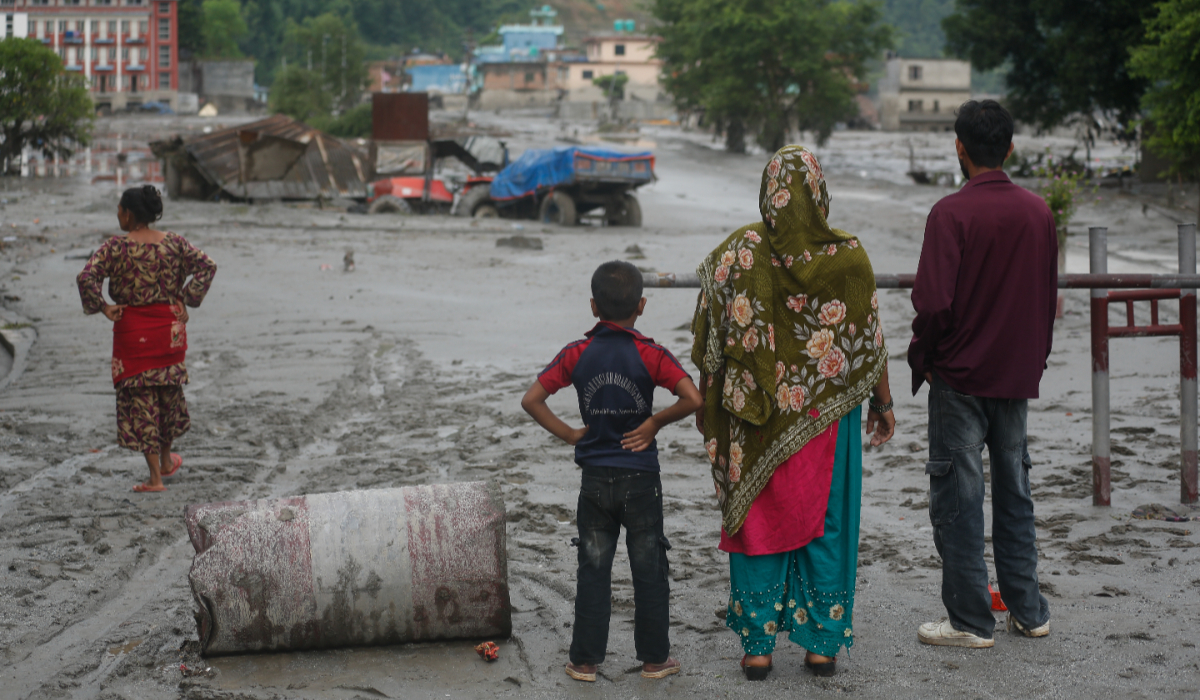 Bilanțul dezastrului din Nepal a crescut la 579 de morți. Imagini dramatice cu clădiri înghițite de noroi și operațiuni contracronometru de salvare