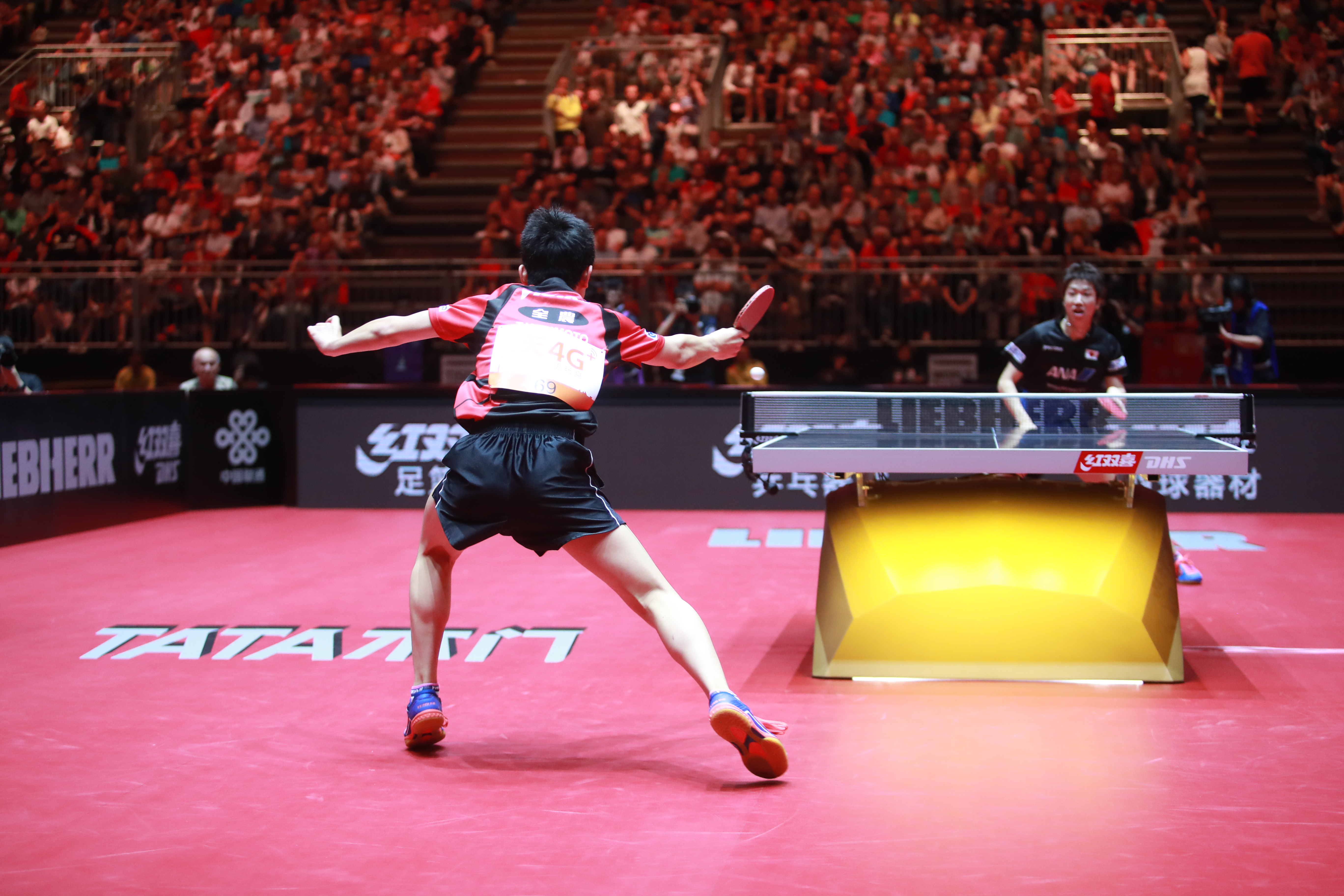 Surpriză uriașă la Campionatul Mondial de tenis de masă. Jun Mizutani, bronz la Rio, eliminat de un copil de 13 ani. Calificat în optimi / VIDEO
