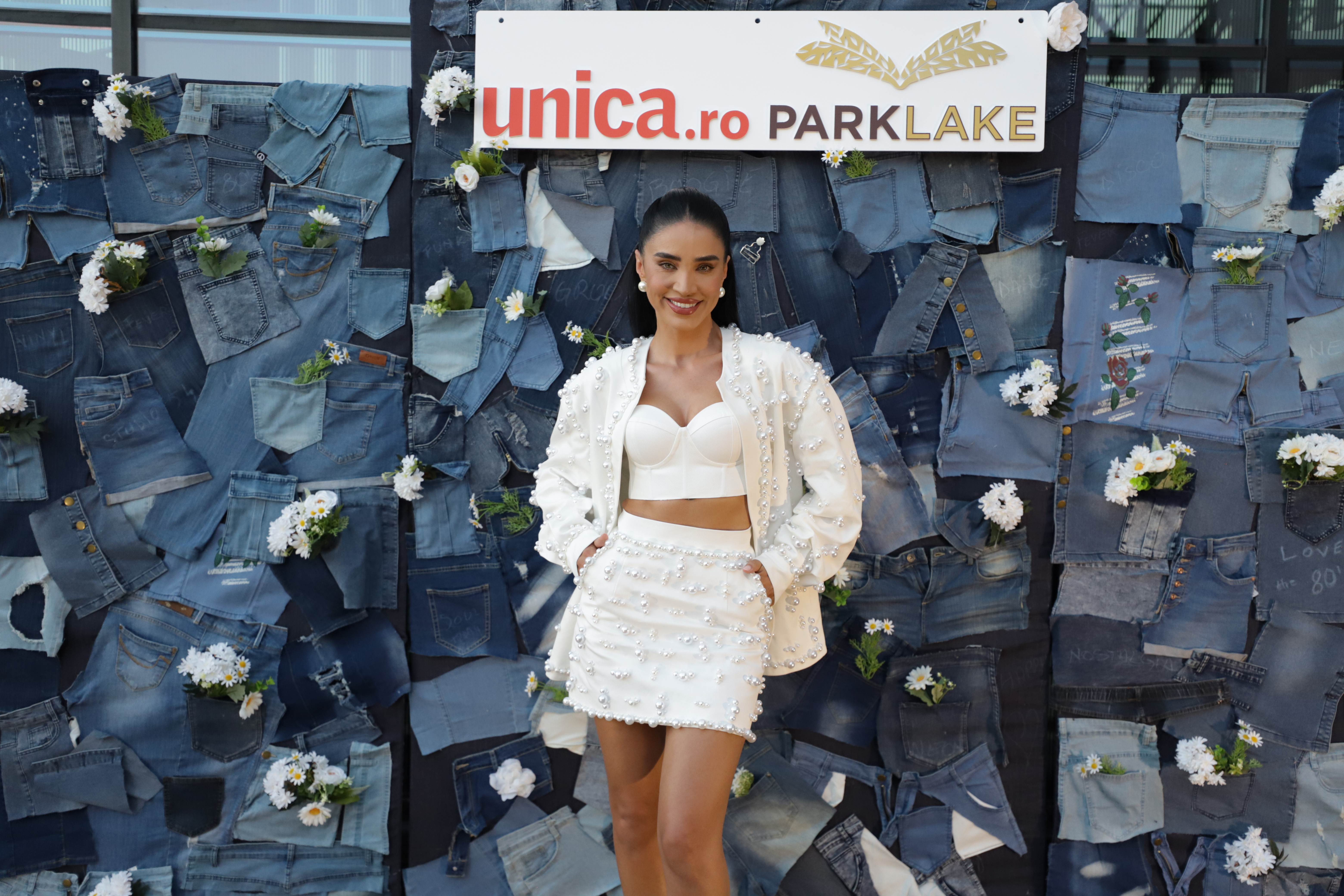 Cum a apărut Adelina Pestrițu la Unica Urban Party Nostalgia 2025. Ținuta ei a fost admirată de cei prezenți. „M-am bucurat să fiu printre premianți”