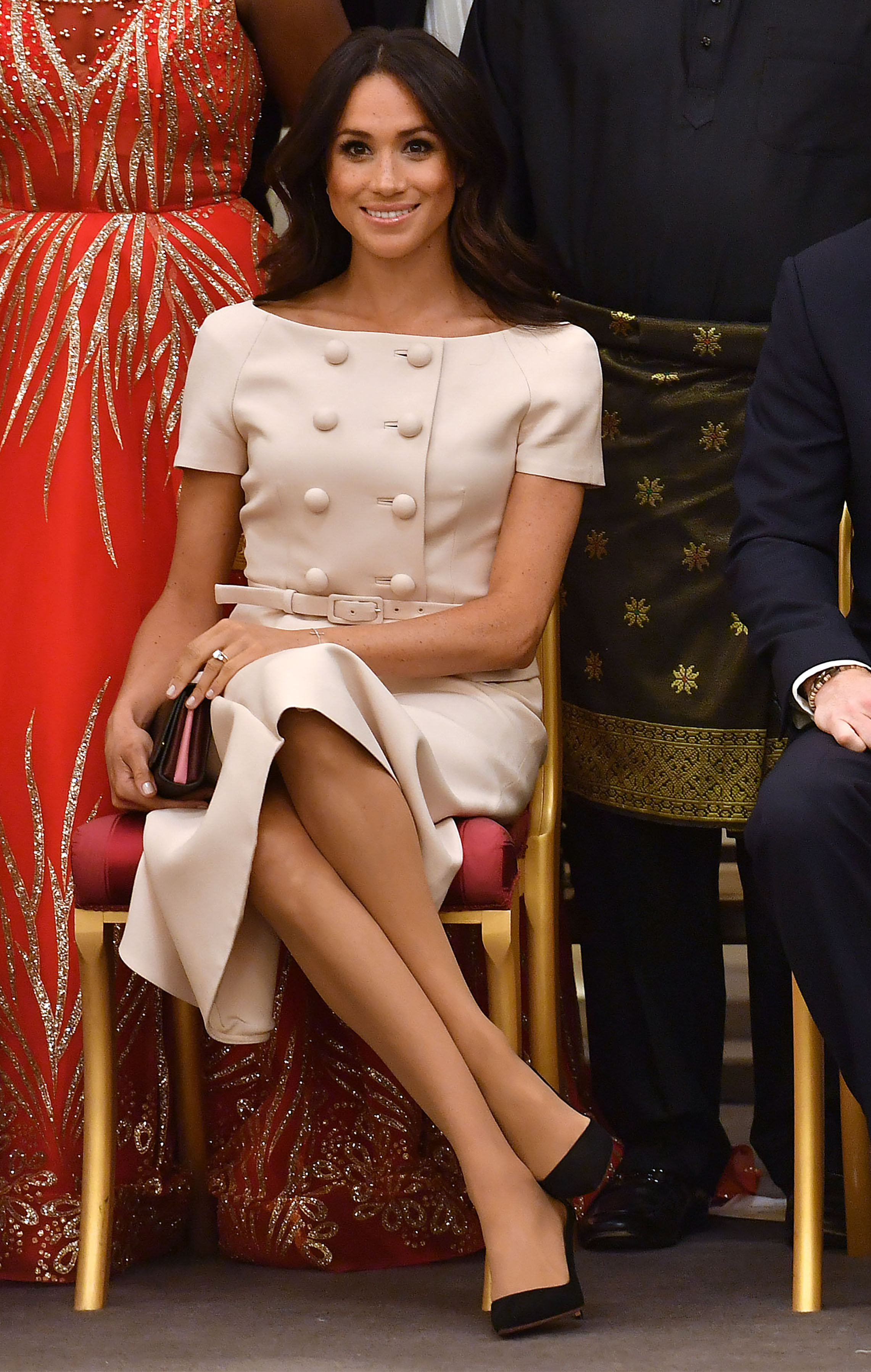 FOTO | Meghan Markle, lipsită de respect în fața Reginei Marii Britanii. Cum a stat ducesa de Sussex la fotografia oficială