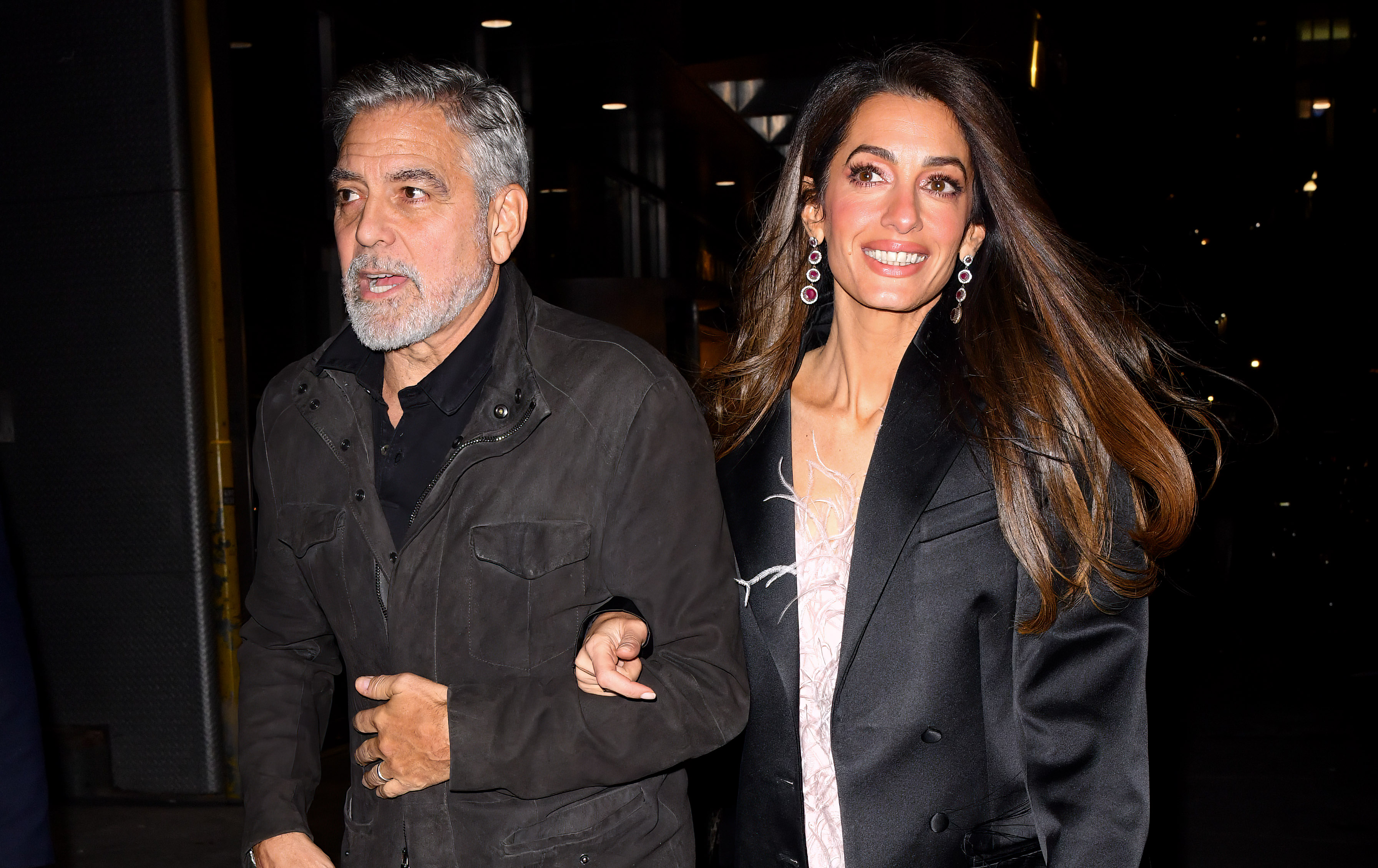 George Clooney és Amal Clooney mindig emlékeztet minket arra, hogy a nagy szerelmek sosem múlnak el