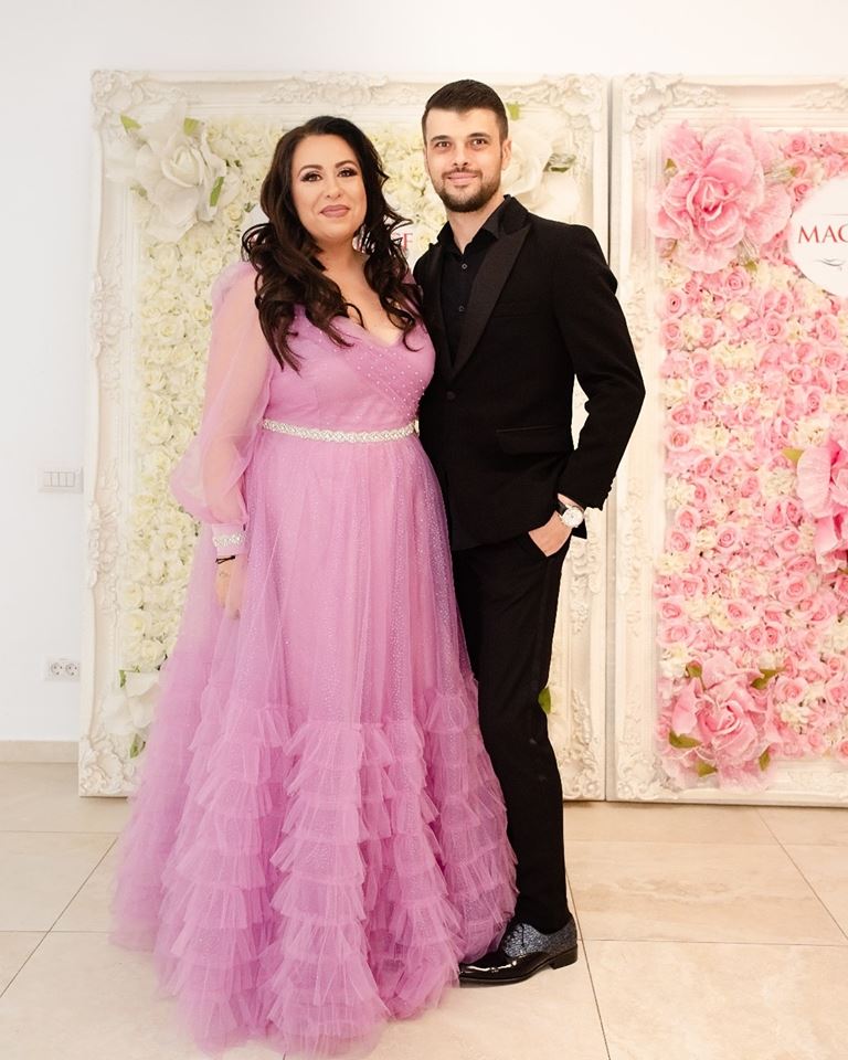 Cum s-a îmbrăcat Oana Roman la petrecerea ei de 43 de ani. Cea mai spectaculoasă ținută | FOTO