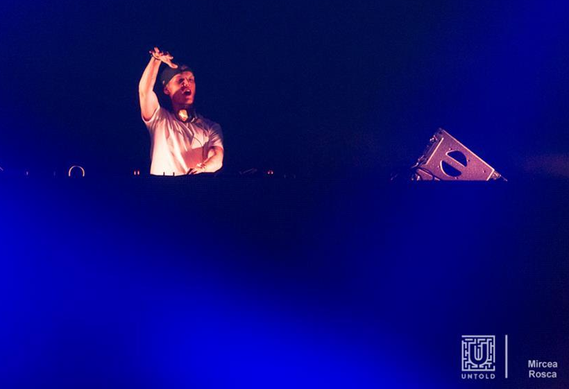 FOTO&VIDEO/ Avicii a fost în România, la festivalul Untold, în 2015. DJ-ul a strâns 60.000 de spectatori
