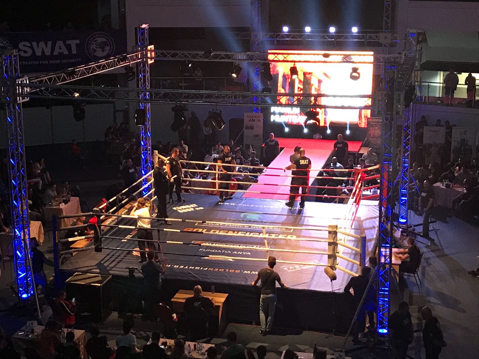 Meciuri spectaculoase la Golden Fighter Craiova. Centura intercontinentală WKU a fost câștigată de Adrian Mitu FOTO&VIDEO