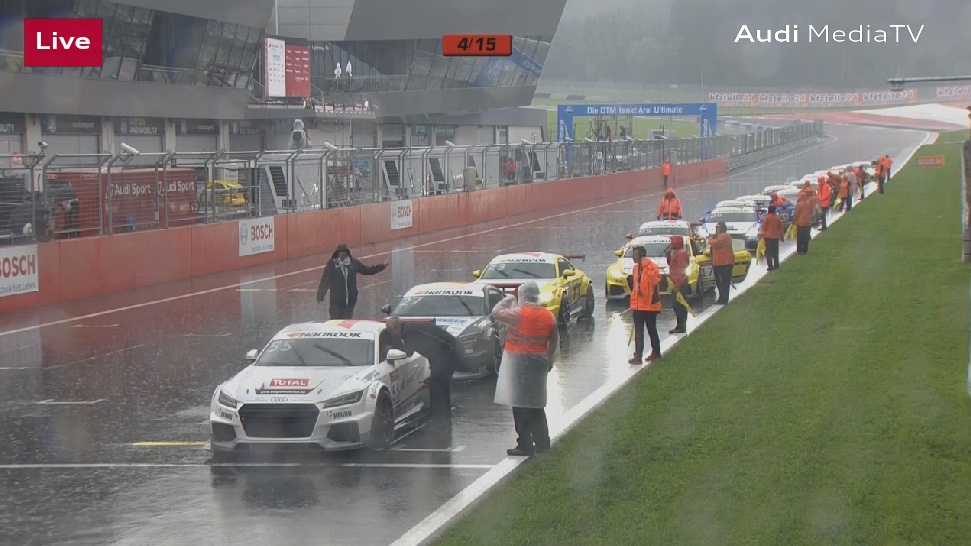 Accident teribil la o cursă din Audi Sport TT Cup, de pe Red Bull Ring, din Spielberg, Austria. ^Toți piloții ar fi, conform primelor informații, teferi / FOTO&VIDEO