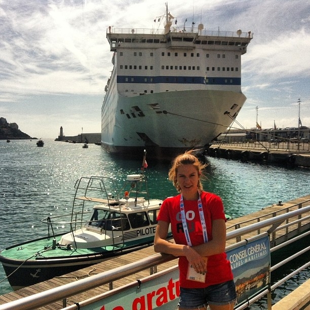 Alina, atleta care îţi alină privirea. Ea e cea mai frumoasă stelistă / GALERIE FOTO&VIDEO