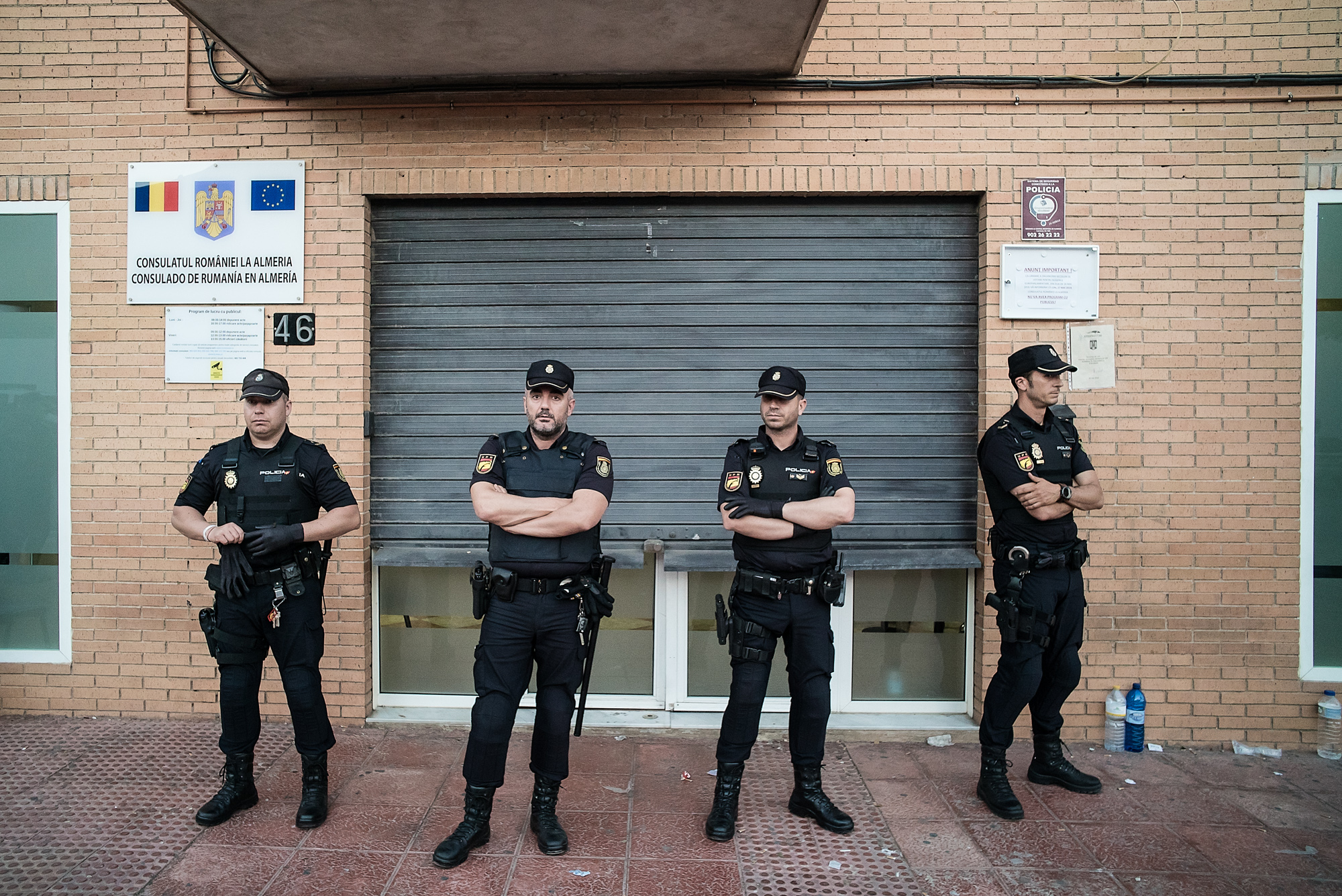 În diaspora au suferit și votanții, și oamenii din consulate! În Almería, românii au votat în trei ore și jumătate pentru alegerile din România și în 10 minute pentru “localele” din Spania!