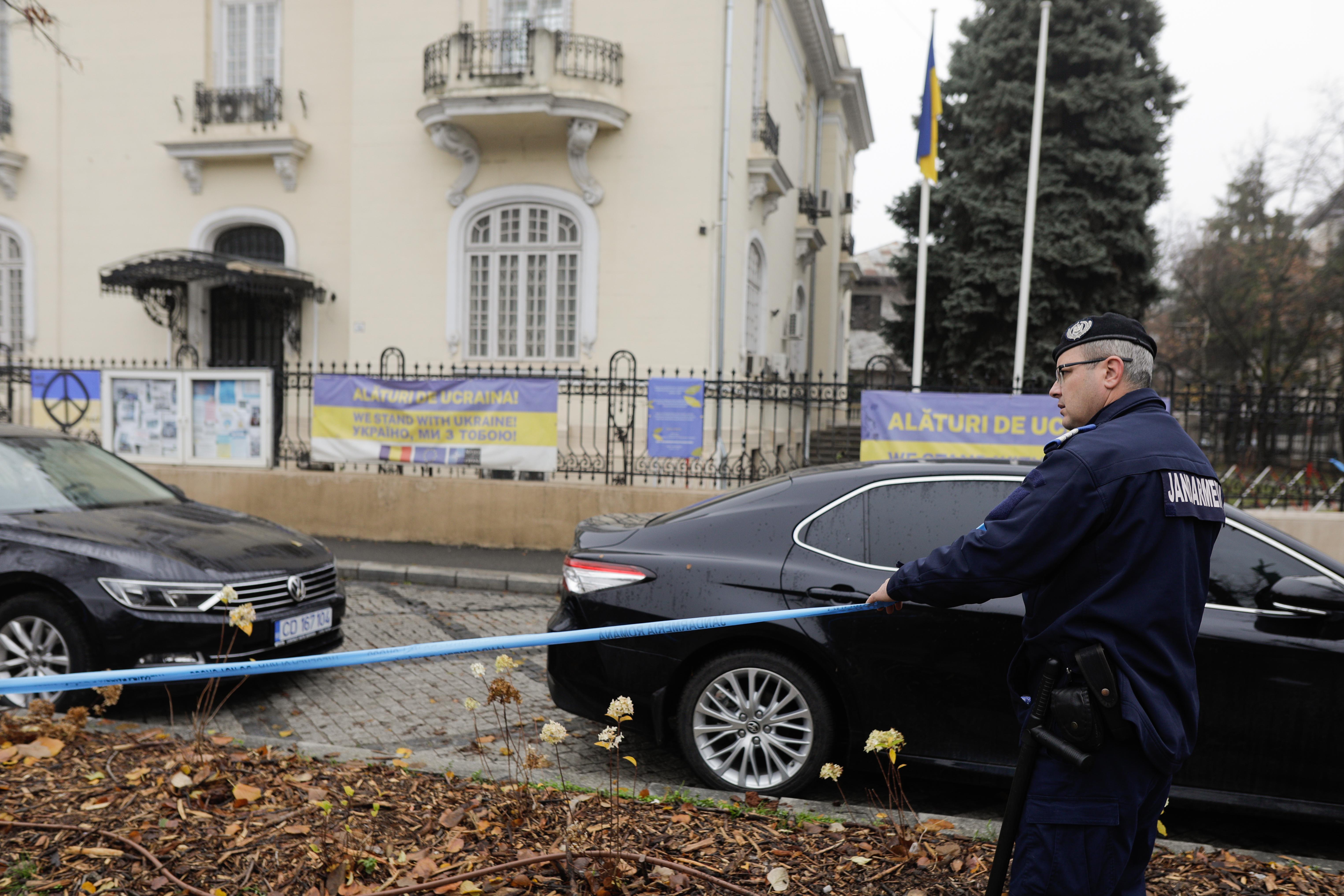 Plicuri suspecte la Ambasada Ucrainei din București. Ce arată primele verificări, făcute de SRI