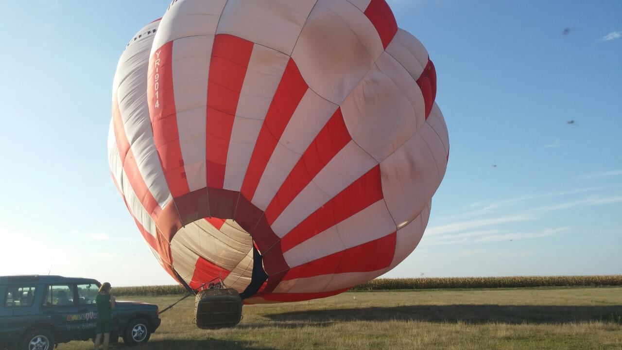REPORTAJ/Zborul cu balonul cu aer cald, o modă și în România. Cum să simți vântul la înălțime și să admiri peisaje de vis-FOTO