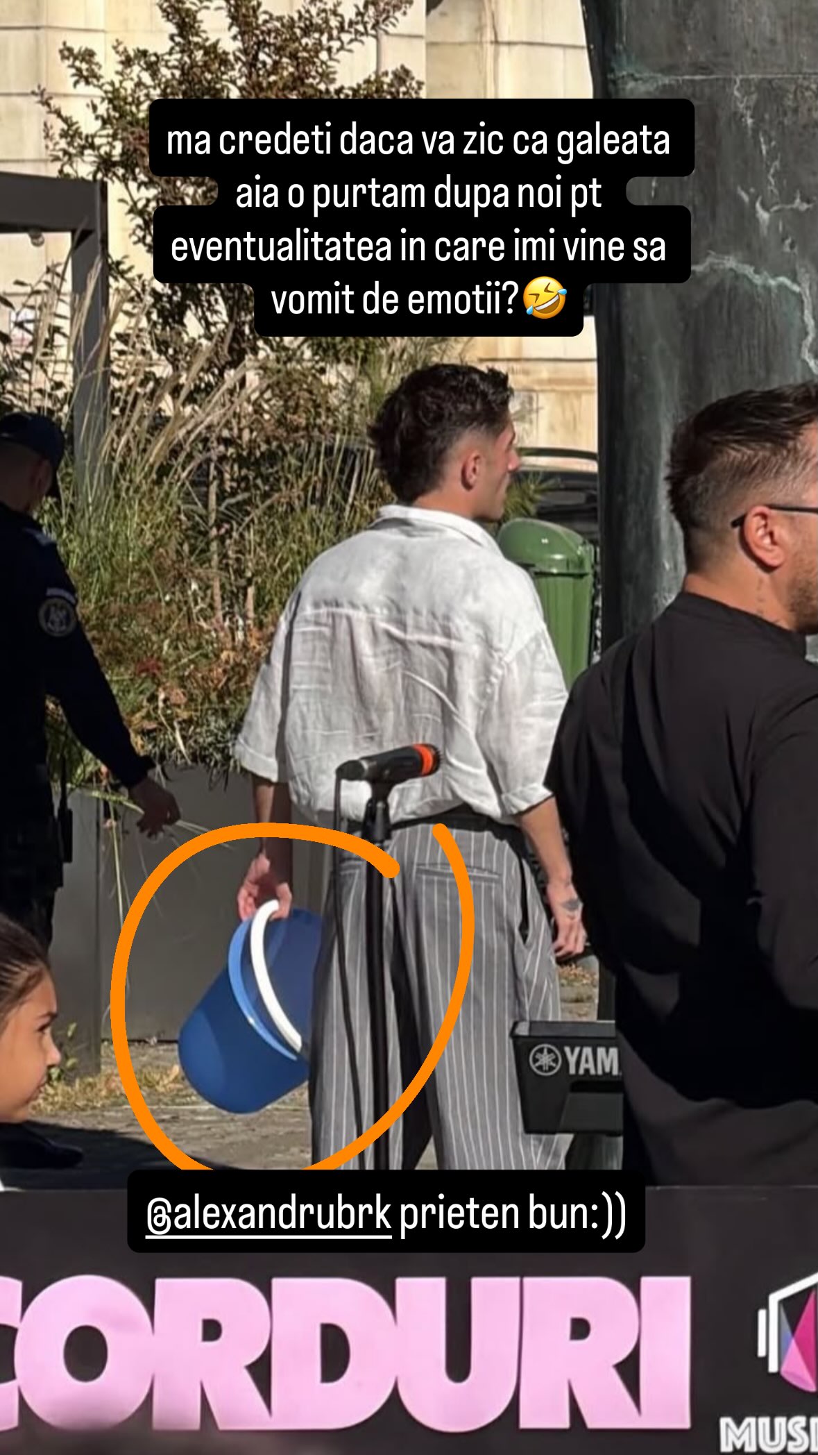 Theo Rose a cântat pe Calea Victoriei