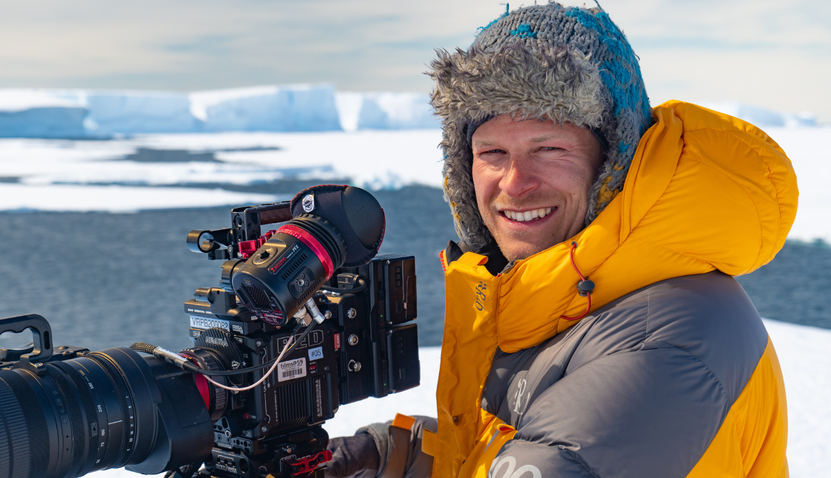 Bertie Gregory felfedezője és természetfilmes, a National Geographic Emmy- és BAFTA-díjas munkatársa