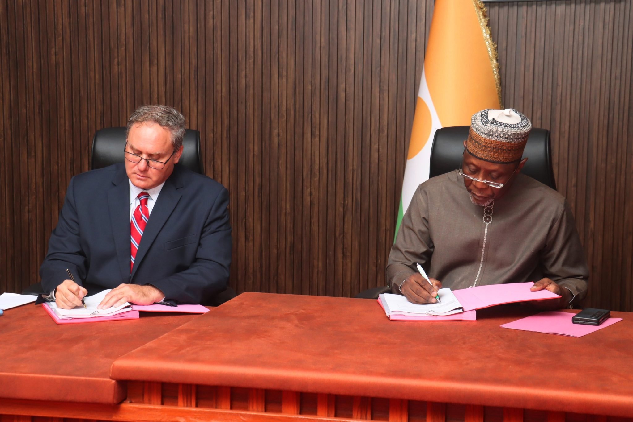 The agreement covers the design, financing, construction, operation and eventual transfer of the refinery to the Nigerien government