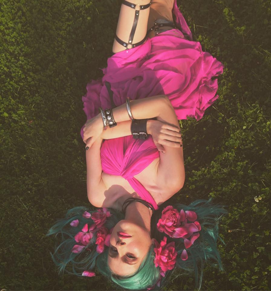 Cele mai sexy ipostaze cu Ester Peony, câștigătoarea Eurovision România 2019 | FOTO