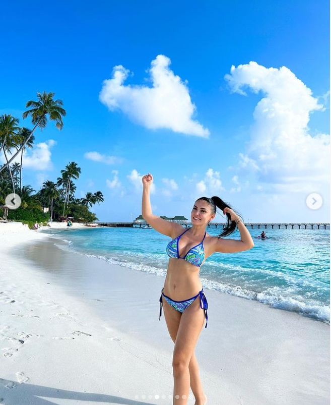 Andreea Mantea, proba costumului de baie în vacanță, în Maldive. Ce i-au spus fanii: „Bați toate puștoaicele la capitolul corp”