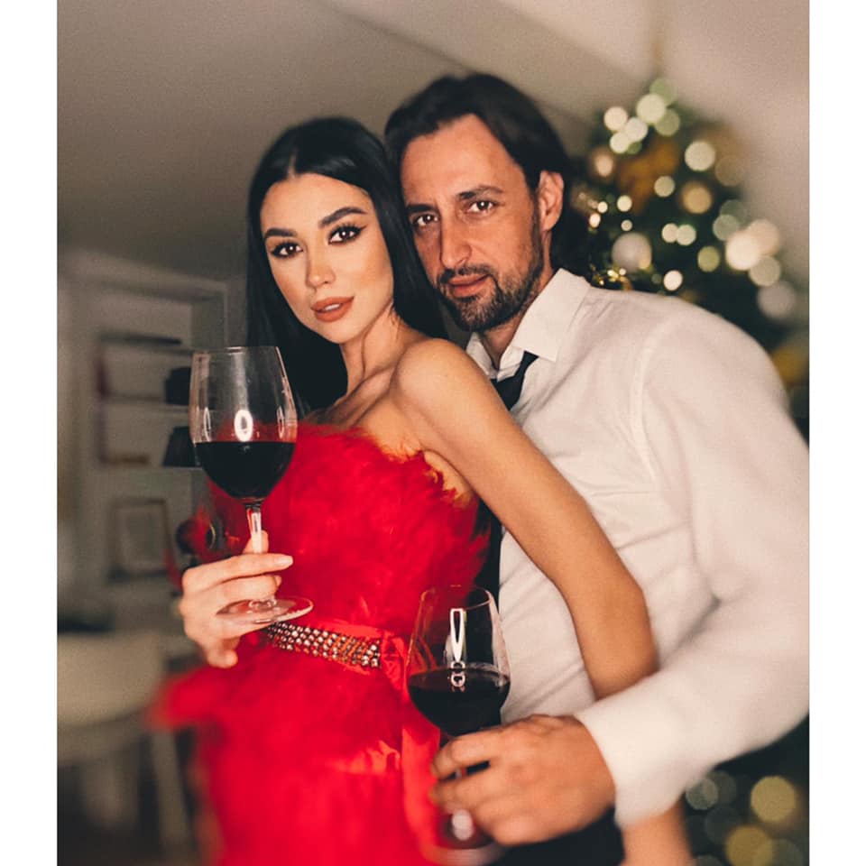 Anunțul făcut de soția lui Denis Ștefan, după aproape 12 ani de căsnicie. „Contează foarte mult în viața de cuplu”