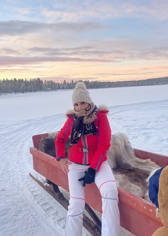 Imagini cu Lavinia Pîrva și băiețelul ei și al lui Ștefan Bănică jr în vacanța din Laponia. Reacția lui Alexandru când l-a văzut pe Moș Crăciun
