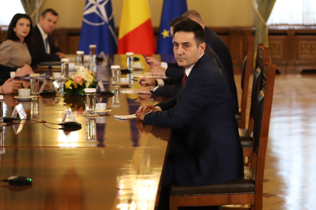 LIVE TEXT | Nicușor Dan a terminat consultările cu partidele din coaliție. PSD a decis retragerea miniștrilor înaintea finalului consultărilor. Nicușor Dan va face o declarație de presă