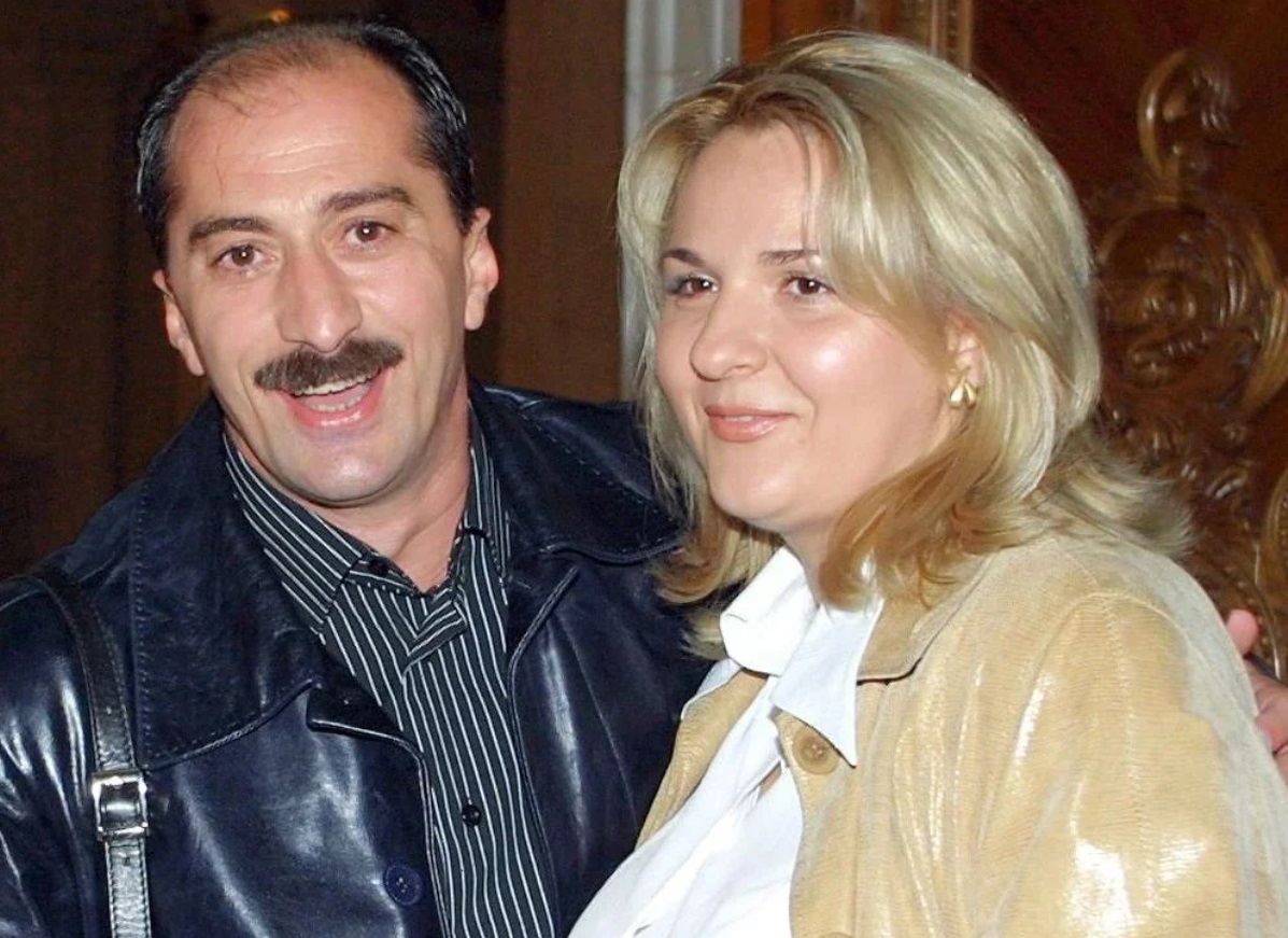 Romică Țociu nu are grijă de banii familiei. Soția se ocupă: „Nicoleta îi direcționează. Dacă ea n-ar fi, s-ar alege praful”