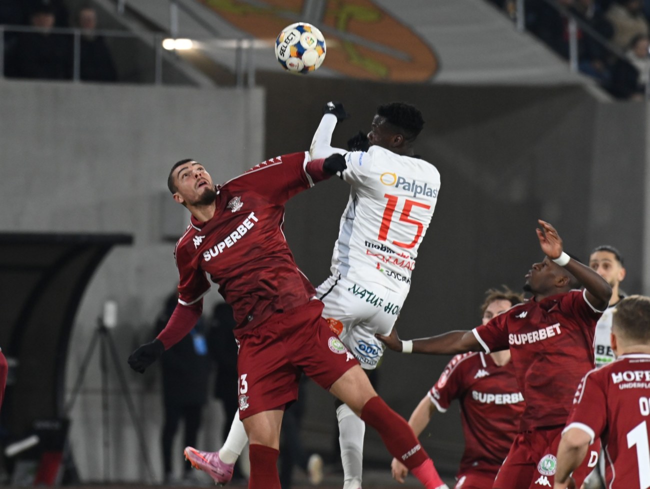 Superliga: Rapid este noul lider după victoria cu Hermannstadt în deplasare. Grameni, gol fabulos de la 40 de metri