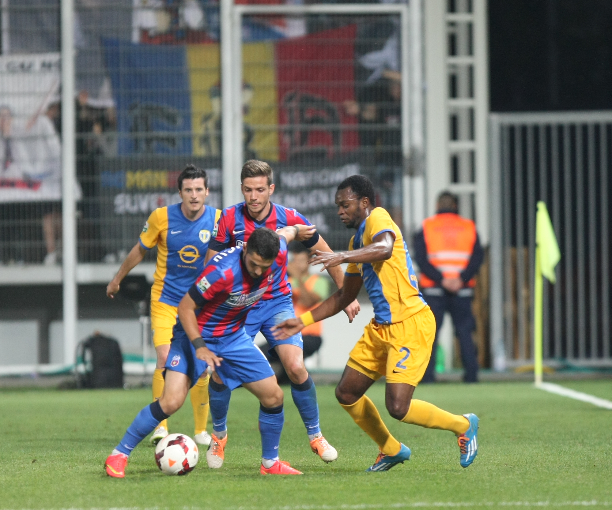 FOTO&VIDEO / Petrolul - Steaua 2-3. Meci senzaţional pe ”Ilie Oană”