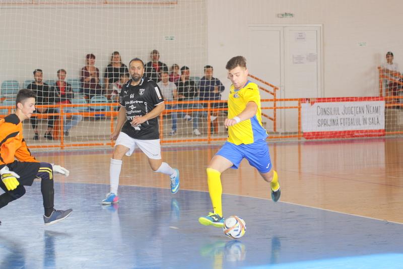 Axinia și Lefter au jucat ”Fotbal pentru o viață mai bună” / GALERIE FOTO