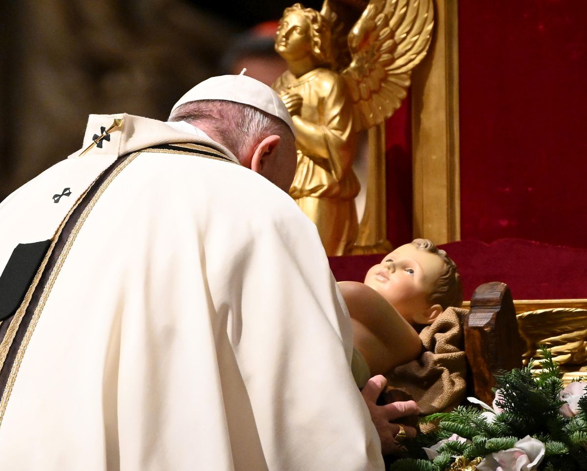 VIDEO | Slujba din Ajunul Crăciunului, oficiată de Papa Francisc în condiții speciale