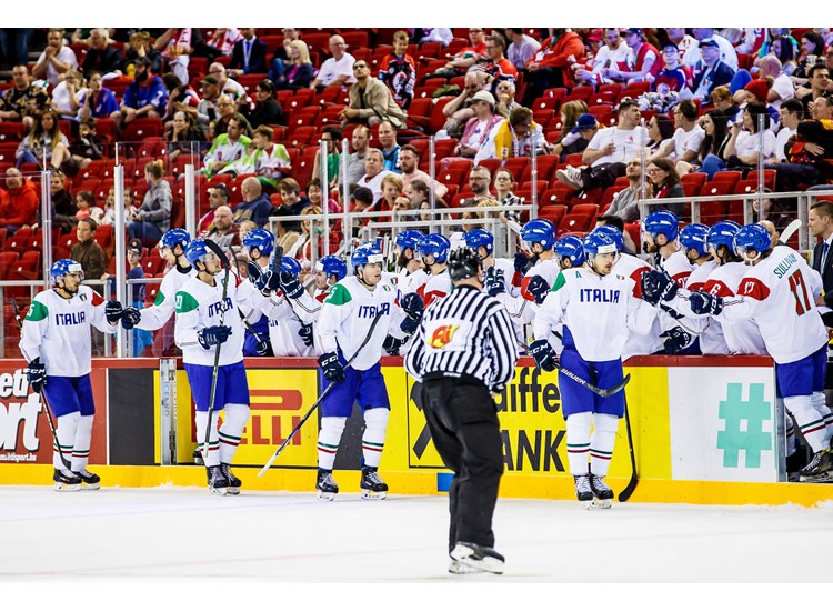 Marea Britanie și Italia au promovat în Grupa Mondială a Campionatului Mondial de hochei pe gheață. Calificare dramatică. Britanicii revin în elită după 24 de ani | FOTO&VIDEO