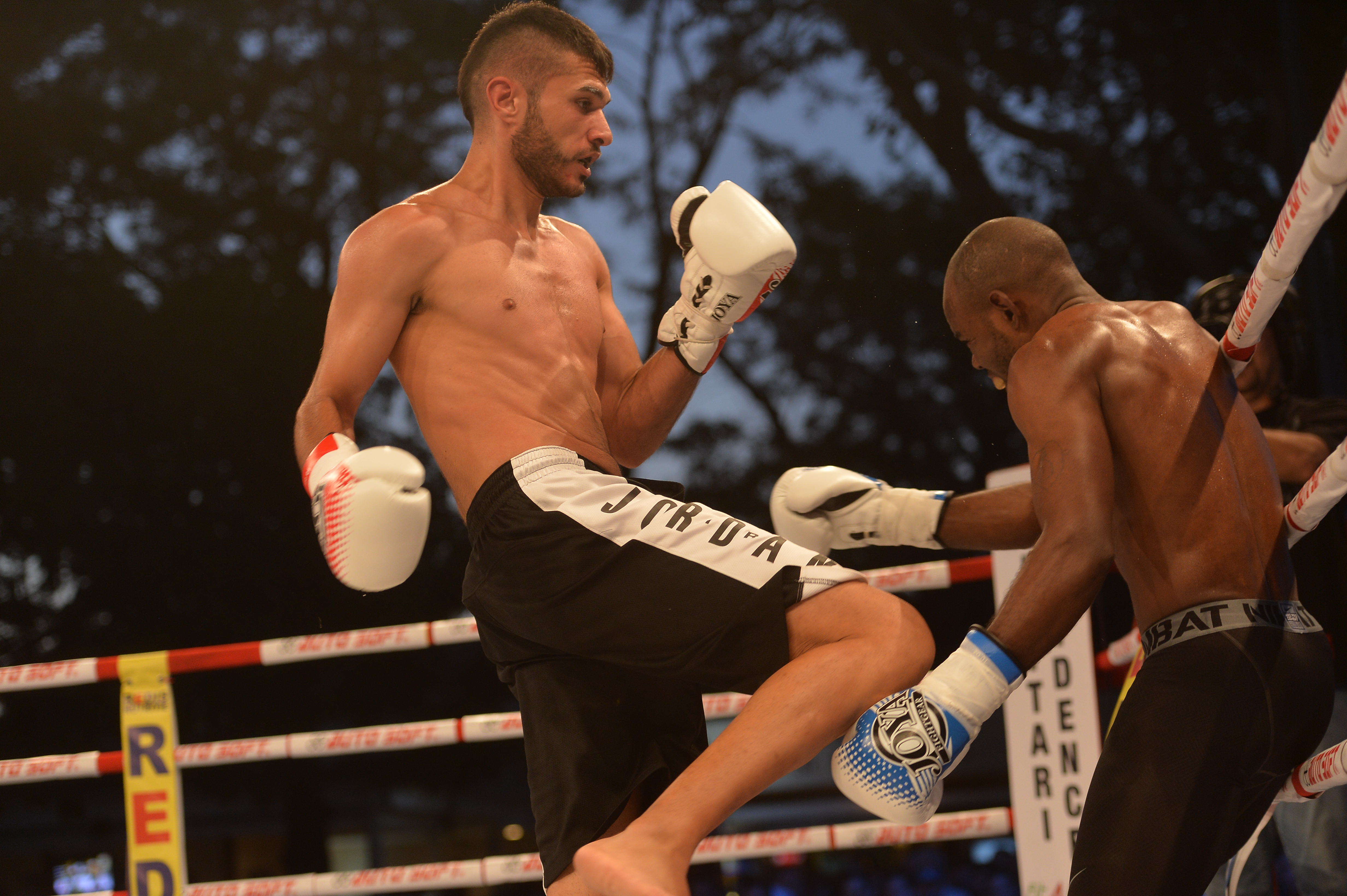 Andrei Stoica îşi păstrează centura de campion mondial / GALERIE FOTO&VIDEO