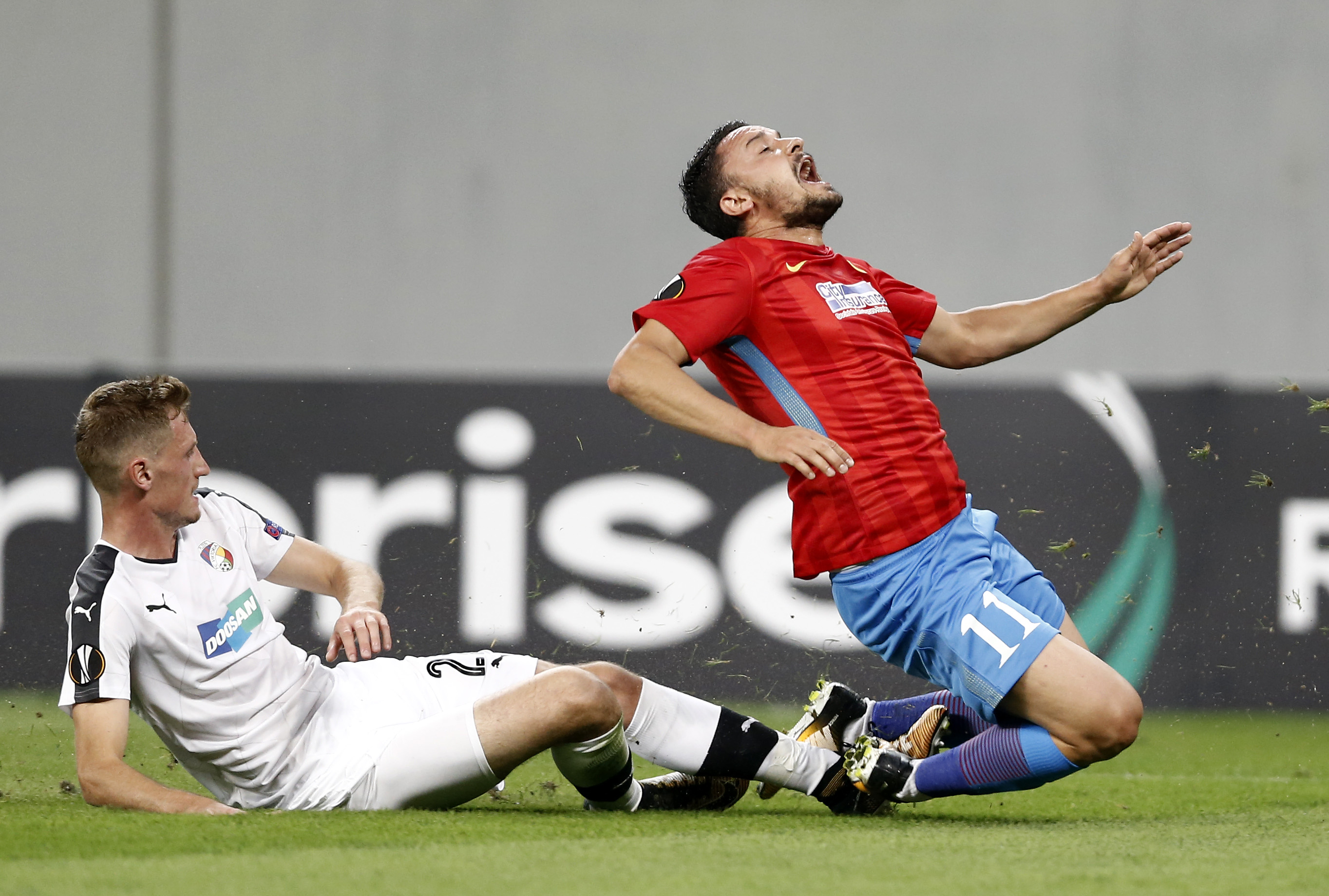 Liga Europa, FCSB - Viktoria Plzen 3-0. Seară glorioasă. Se ridică steaua lui Dică. Dublă de efect pentru Budescu. Trupa lui Becali, liderul Grupei G