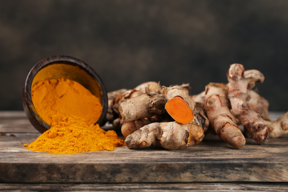 Turmeric sau curcuma - care este diferența. Ce beneficii au condimentele