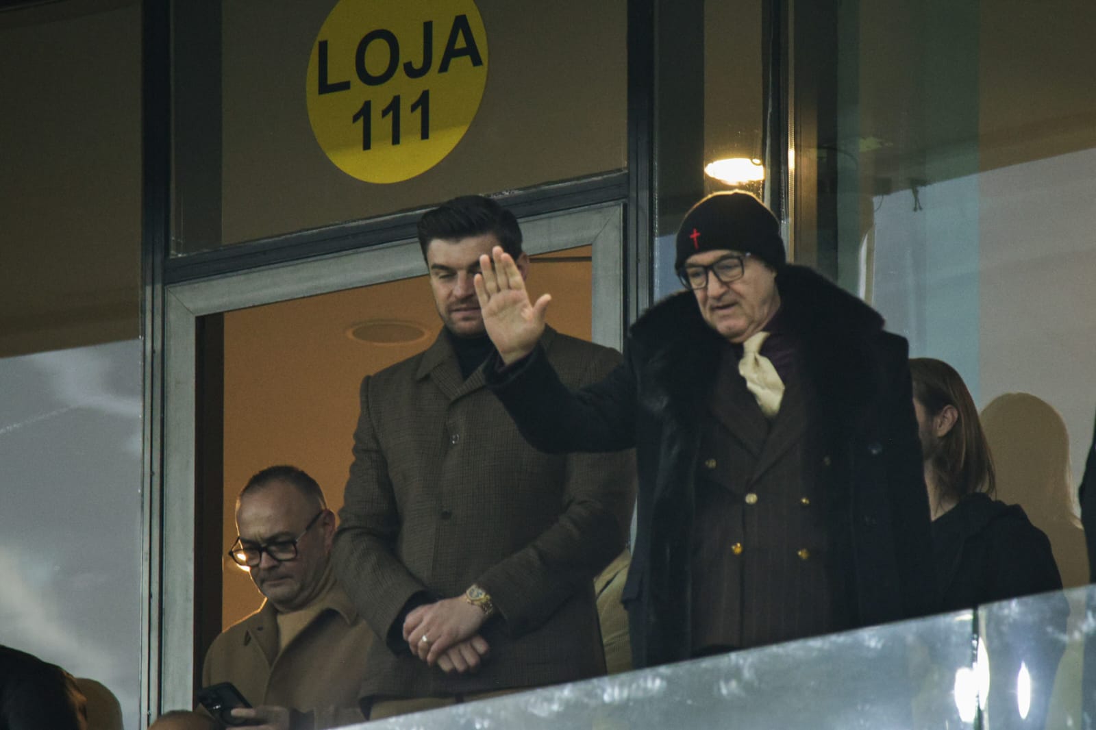 Ce făcea Dan Negru în timp ce FCSB pierdea cu Manchester United: „În loc să mă uit la meci”. Unde a fost prezentatorul TV